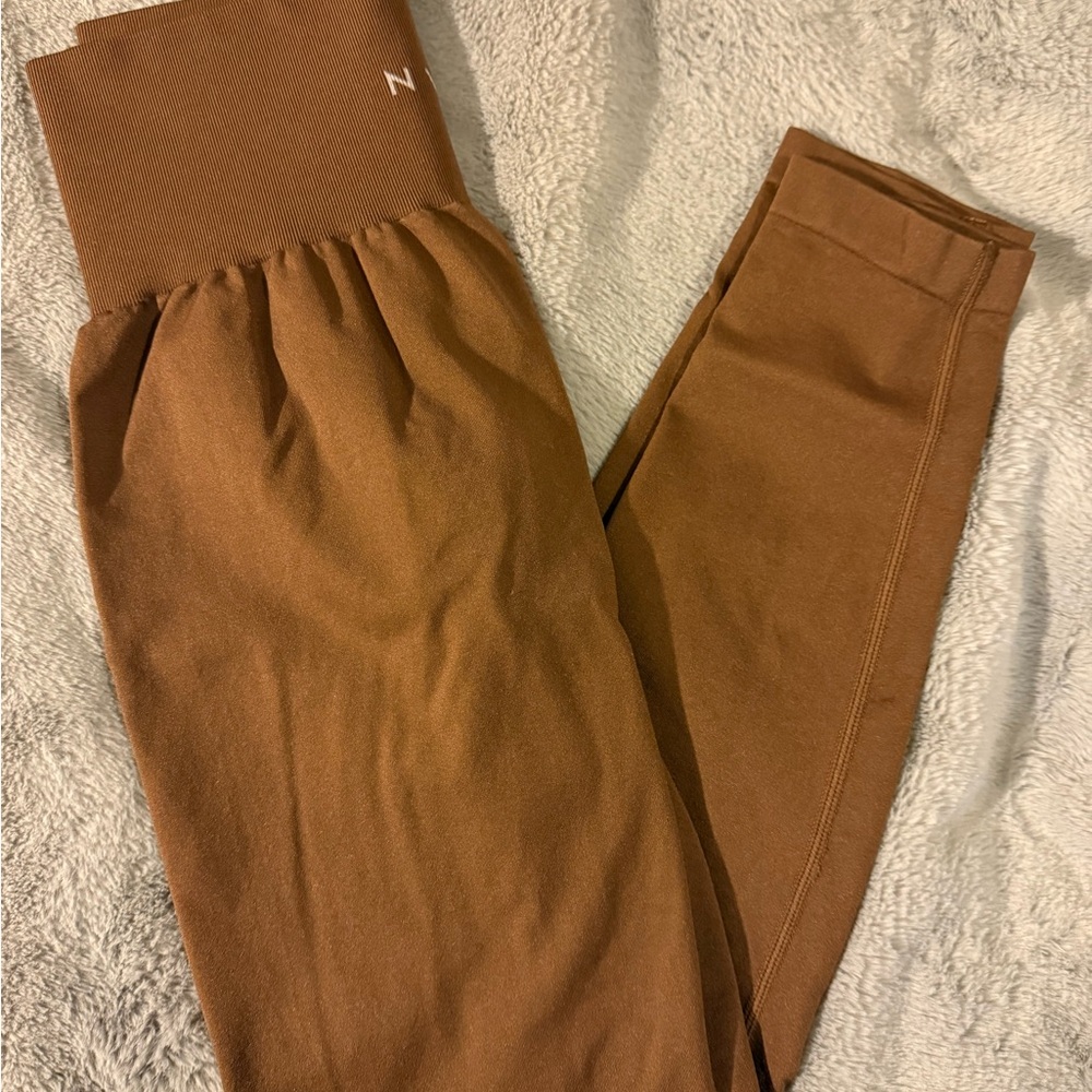 NVGTN leggings
